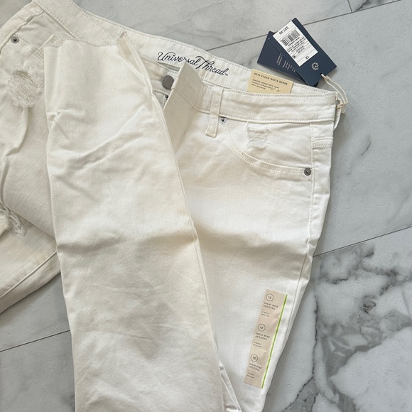 Universal Thread White Ripped Skinny Jeans - Picture 6 of 7